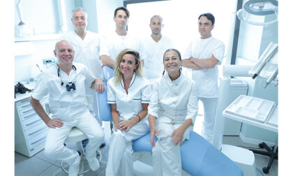 Implantologia a carico immediato in Martesana: come tornare a sorridere in 48 ore