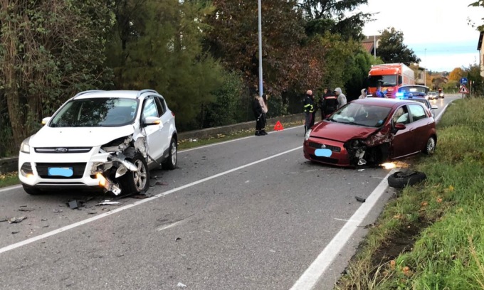 Pestato dopo incidente fuori dalla discoteca, grave un 32enne