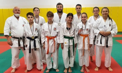 A Gambara il Ku Shin Karate Club Urgnano conquista 15 medaglie