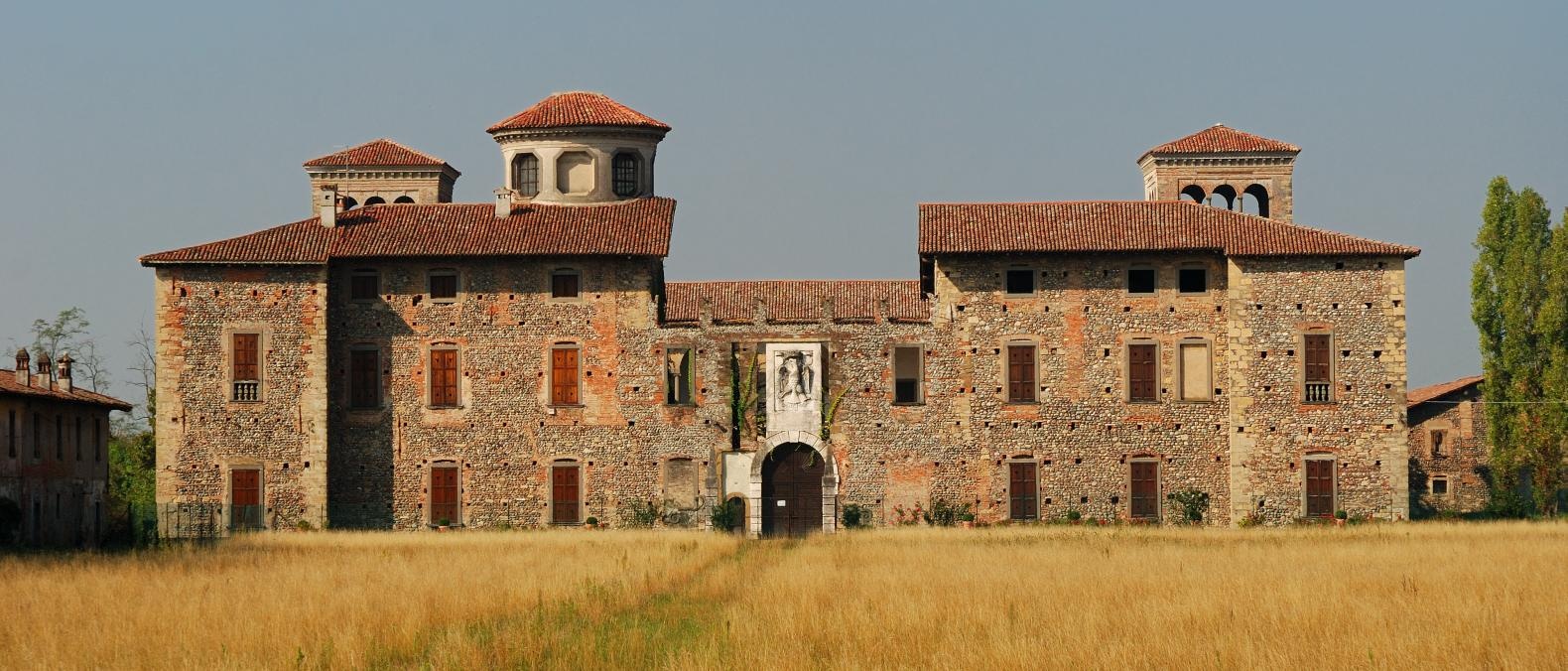 Castello Cavernago