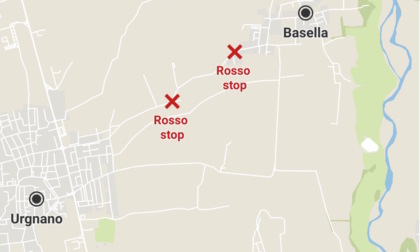 Due semafori rosso-stop per Basella, è polemica