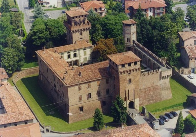 Le grottesche, dopo il restauro, sono tornate all’antico splendore