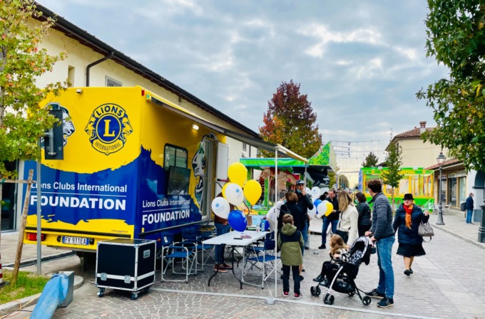 I Lions regalano esami della vista ai bambini
