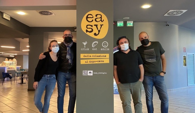 Riapre il bar del cinema: la sfida di quattro imprenditori è “Easy”