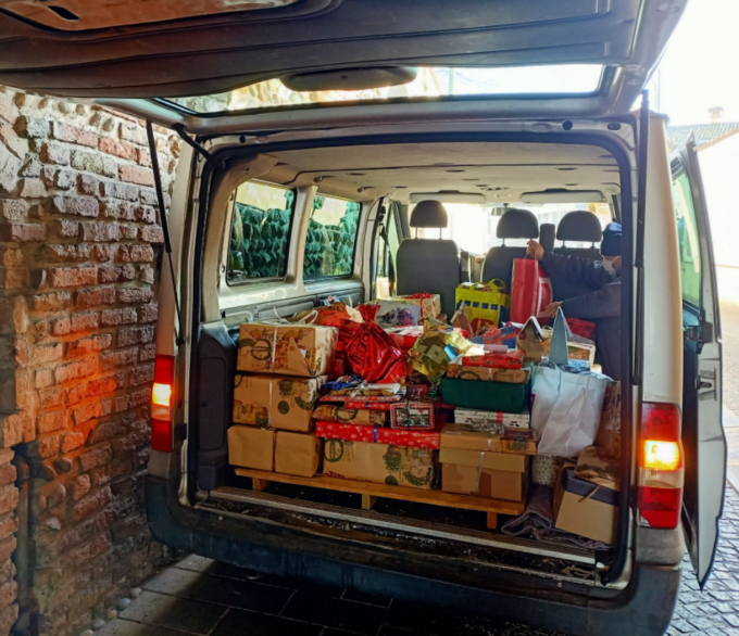 Duecento e più pacchi in dono per Sirio e Caritas