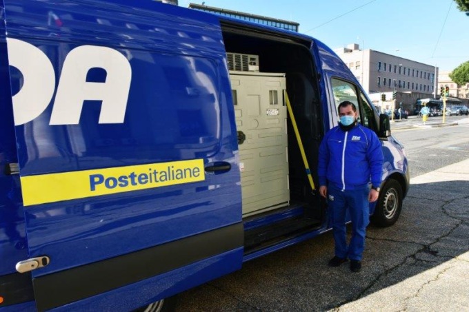 Domani a Treviglio ed Alzano arrivano 14mila dosi di Moderna