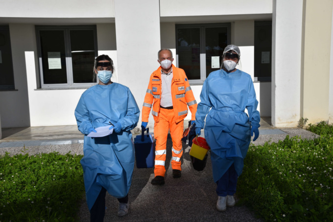 Scuola e famiglie “ostaggi” delle quarantene: dopo due settimane dal rientro il 30% è già a casa