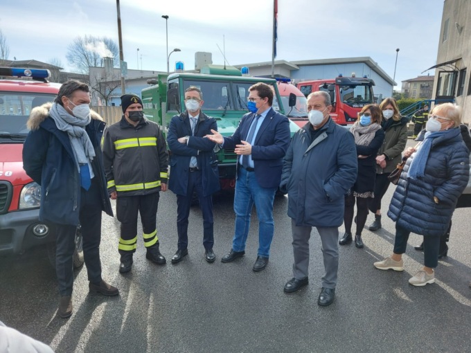 L’assessore Foroni visita i Vigili del fuoco e la Bianchi di Treviglio