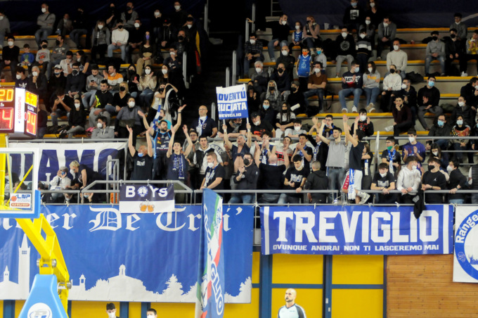 PalaFacchetti, dal 1° marzo porte aperte per gli allenamenti Blu Basket