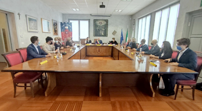 Costi lievitati e servizi a rischio, addizionale Irpef alzata allo 0,6%