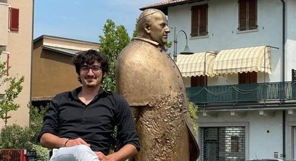 Il poeta malato d’utopia saluta Romano ma è un arrivederci