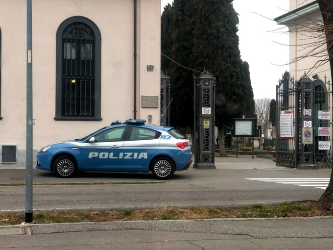 Infarto a San Valentino, muore al cimitero sulla tomba del marito