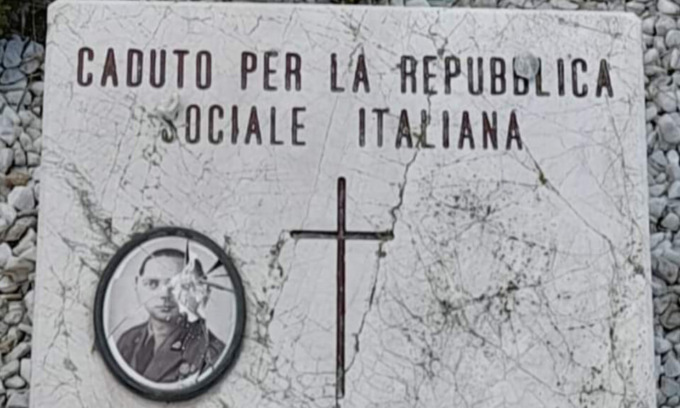 Tombe dei caduti della Repubblica Sociale vandalizzate, Angeloni non presenzierà al restauro: “La mia presenza è inutile”