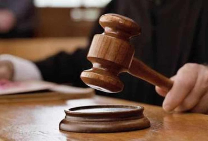 Muratore condannato a due anni per adescamento di minore