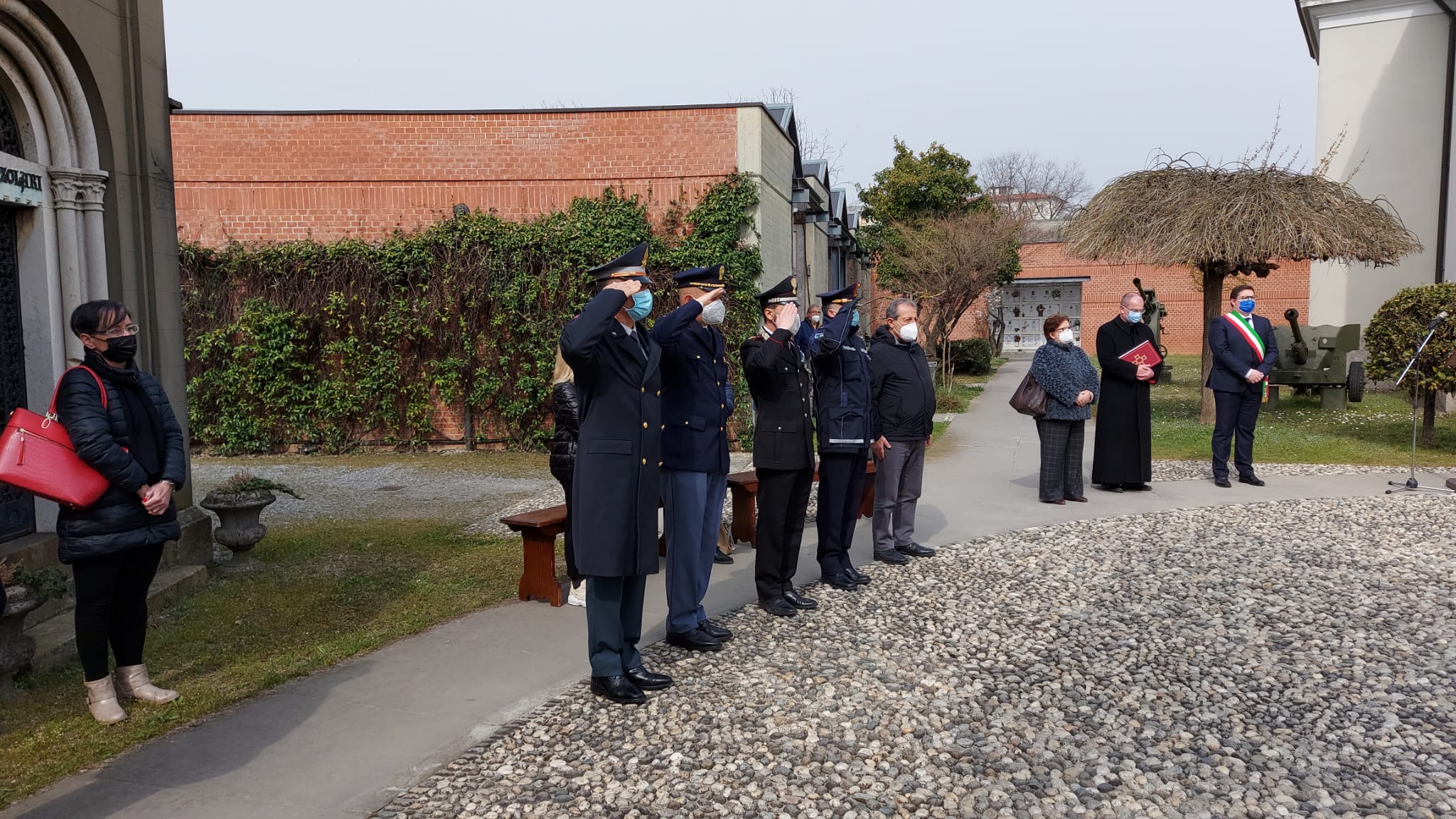 Commemorazione vittime Covid cimitero Treviglio 2022 (3)