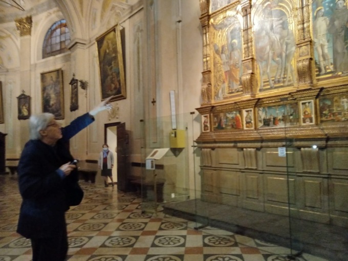 Blitz di Vittorio Sgarbi a Treviglio per visitare il Polittico: “Un capolavoro, sembra Mantegna”  –  VIDEO