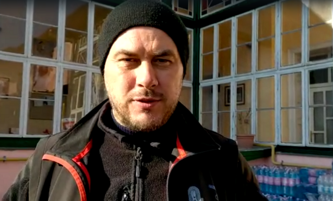 L’accoglienza sul confine: “Arrivano spaventati e senza più nulla, li aiutiamo grazie alle vostre donazioni”