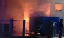 Enorme incendio ad Agnadello: brucia una fabbrica di giocattoli