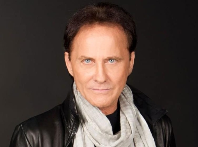 Roby Facchinetti al Cinema Astra per celebrare l’importanza del volontariato