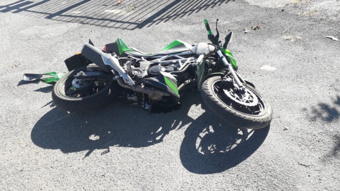 Scontro auto-moto, 17enne finisce in ospedale