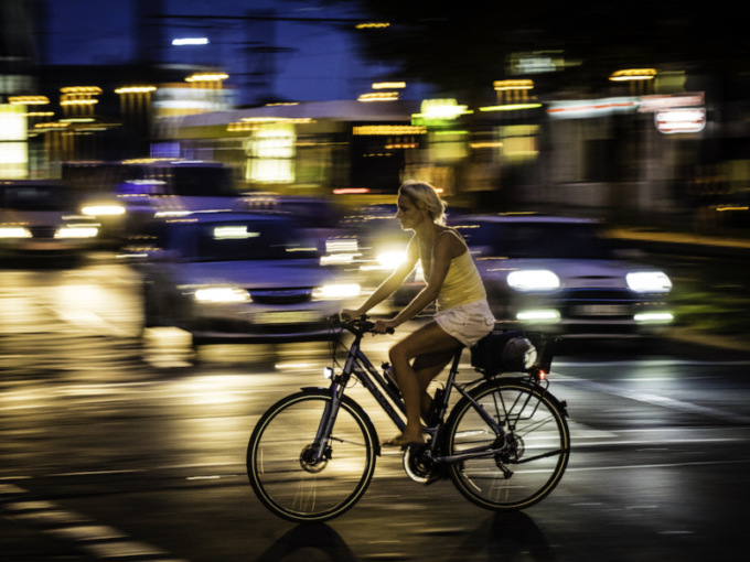 A Treviglio arrivano le colonnine elettriche per caricare biciclette e monopattini