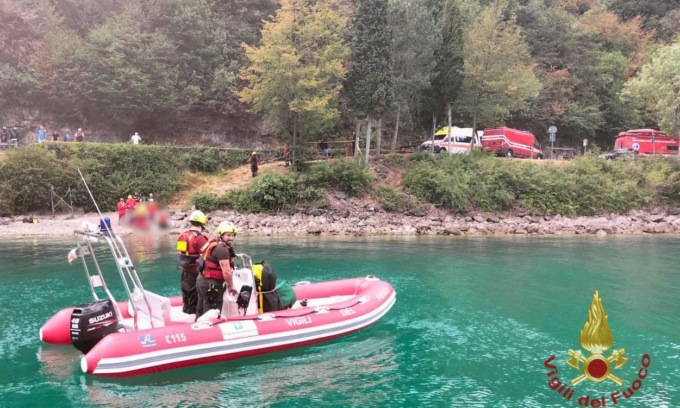 Tragedia tra Castro e Solto Collina: una donna di 54 anni è annegata nel lago d’Iseo