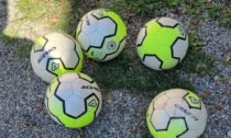 Ragazzini rubano palloni da calcio, beccati in poche ore li hanno restituiti con tanto di scuse