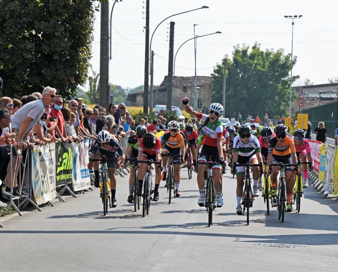 Domenica nella Bassa il ciclismo raddoppia con le corse di Fornovo e Spirano