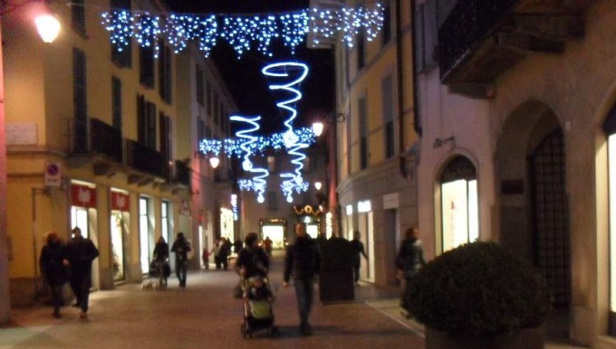 Natale 2022: Treviglio non rinuncia alle luminarie, ecco il progetto