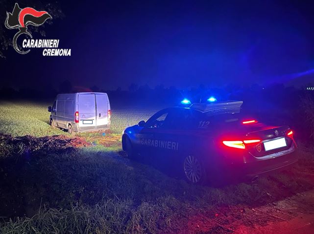 Maxi colpo sventato dai carabinieri: recuperati 200mila euro di capi firmati