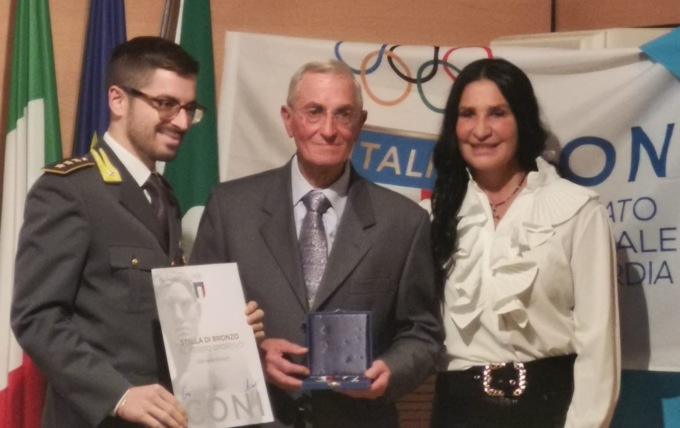 Stella di bronzo del Coni al presidente della bocciofila