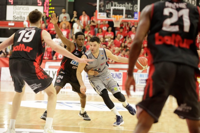 Coppa Italia: la Blu Basket lotta, ma Cento si impone per 68-66