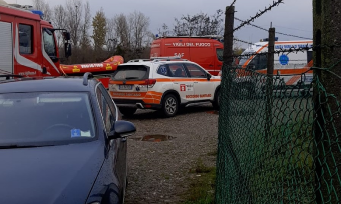 Abbandona l’auto in strada, 40enne trovato senza vita sulla riva dell’Oglio
