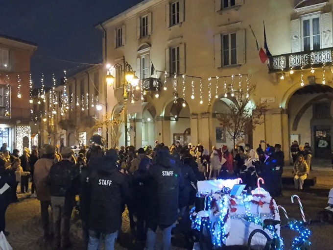 Spettacolo sul ghiaccio, mercatini natalizi e Capodanno in piazza per salutare il nuovo anno