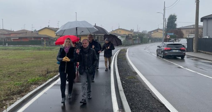 L’assessore regionale Terzi visita il cantiere della ciclabile tra Vailate e Misano