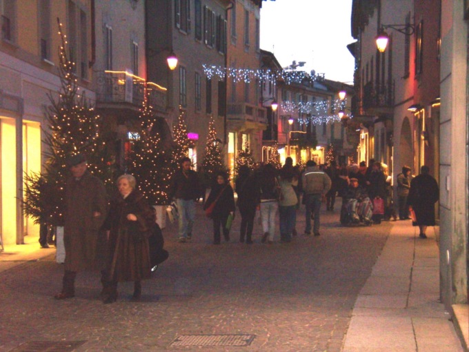 Treviglio via Roma Natale