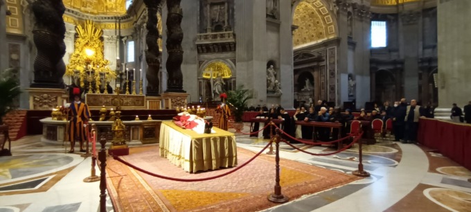 Anche Treviglio dice addio a Benedetto XVI
