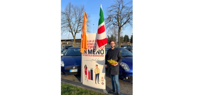Il circolo del Pd celebra l’8 marzo: omaggio della mimosa alle donne