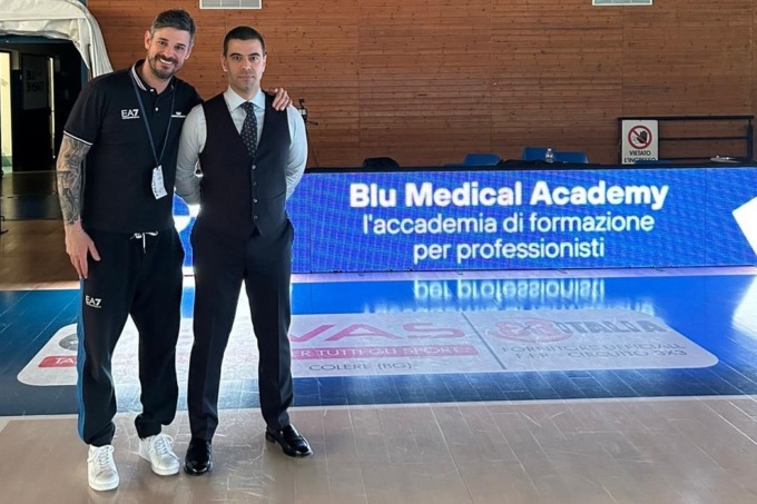 L’ortopedico Flavio Azzola nello staff medico della Blu Basket 1971