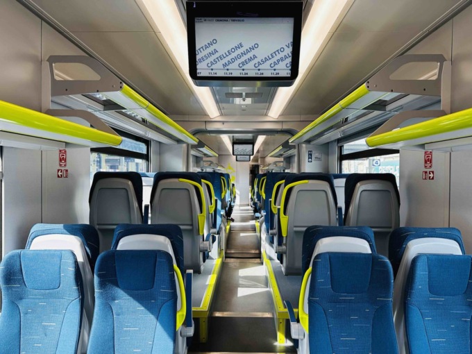 Violenza sessuale sul treno per Treviglio, c’è un arresto