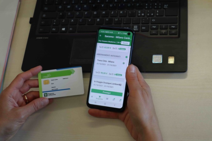 Trenord dà l’addio alla carta: i biglietti saranno solo elettronici e digitali