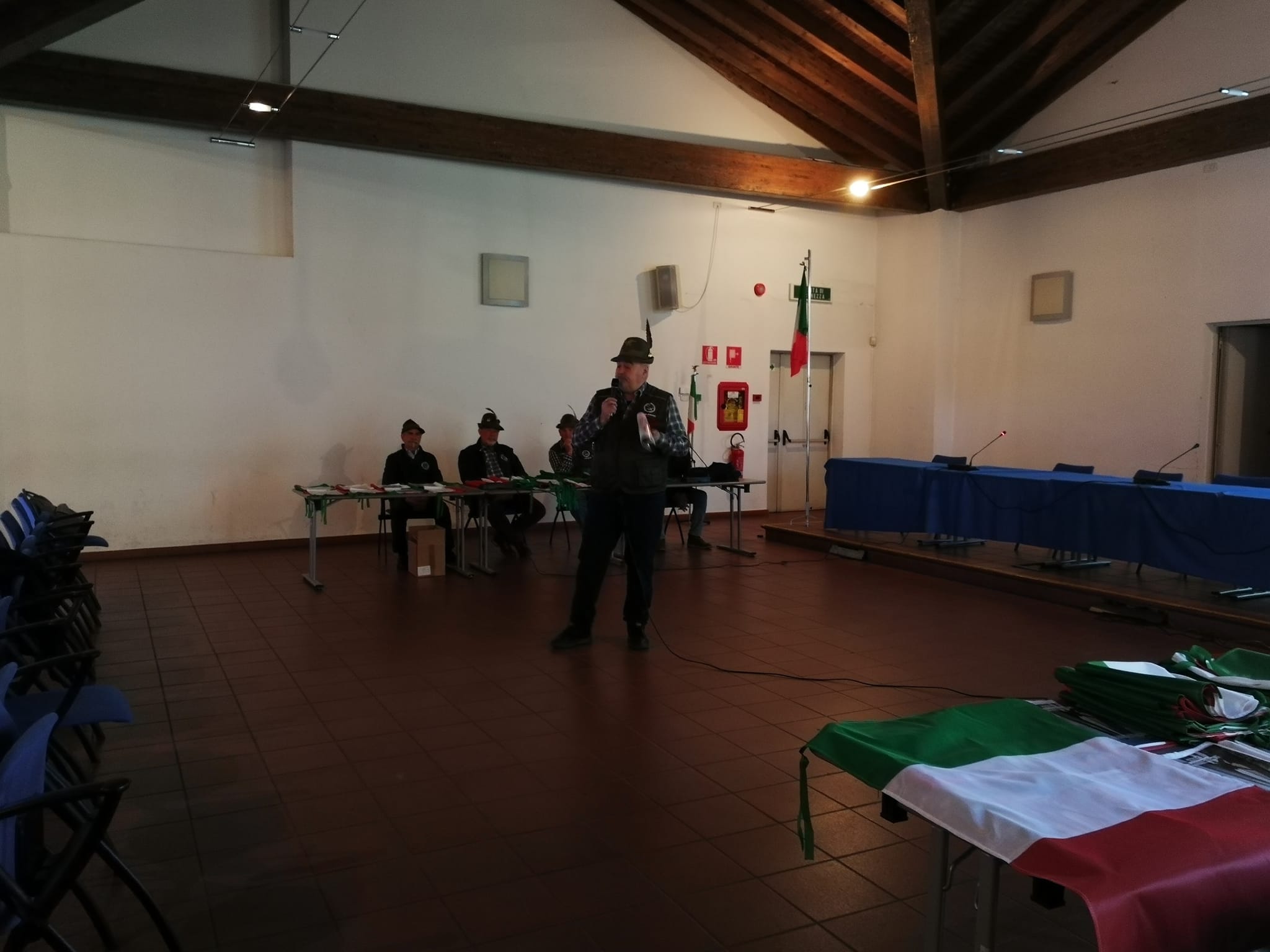 Verdello Alpini a scuola tricolore