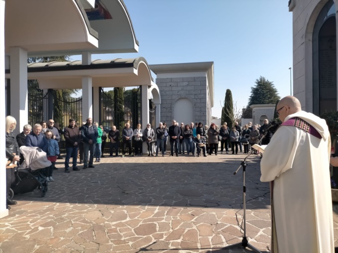 Lapide in memoria delle vittime del Covid