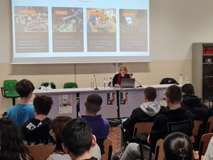 “Naufraghi senza volto”, all’Archimede interviene l’antropologa Cristina Cattaneo