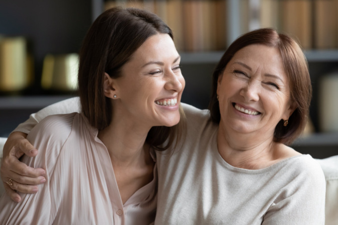 Wow, che spettacolo di mamma! Fatele gli auguri sui nostri giornali