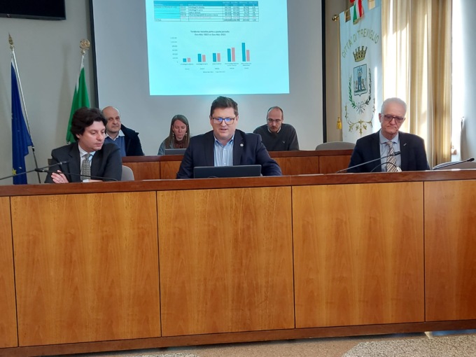Raccolta puntuale dei rifiuti, a Treviglio il 37% in meno di indifferenziato