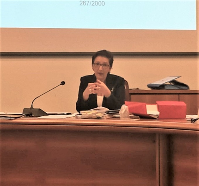 “Noi non accettiamo l’aumento di stipendio”