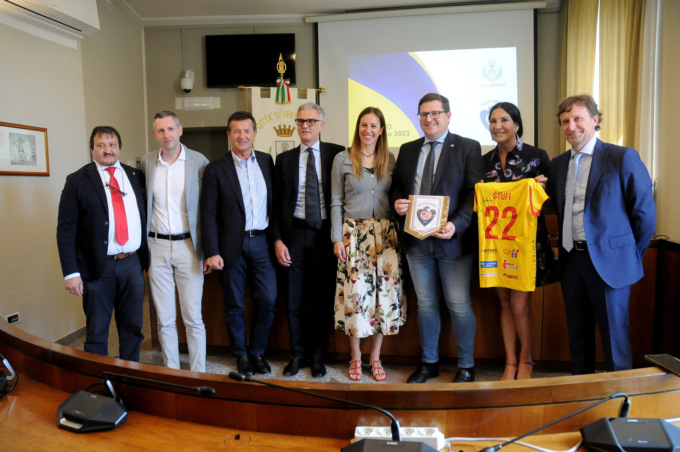 Blu Basket 1971 e Volley Bergamo insieme al PalaFacchetti di Treviglio