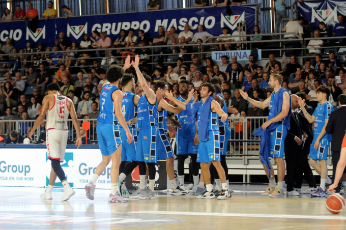 Treviglio stende una Pistoia “corta”, ai quarti playoff sfida con Rimini