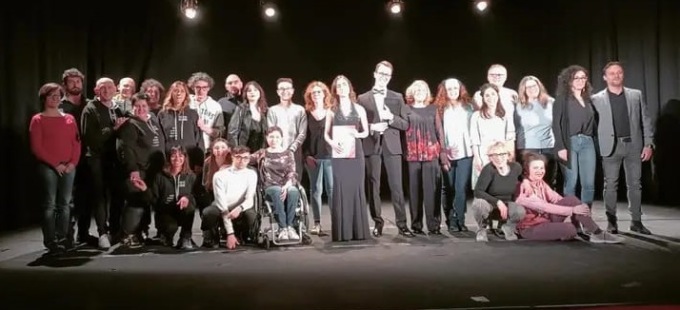 Il teatro della Bassa vola grazie ai giovani attori di Studio Oida